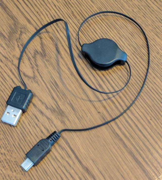 Picture of Retractable USB Cord - Extended