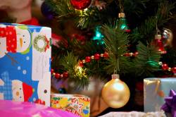 Christmas Tree with Presents