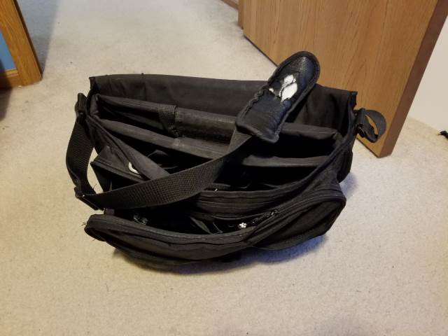 'Old Yeller' (a.k.a 12-year-old Messenger Bag) Old Solo Messenger Bag